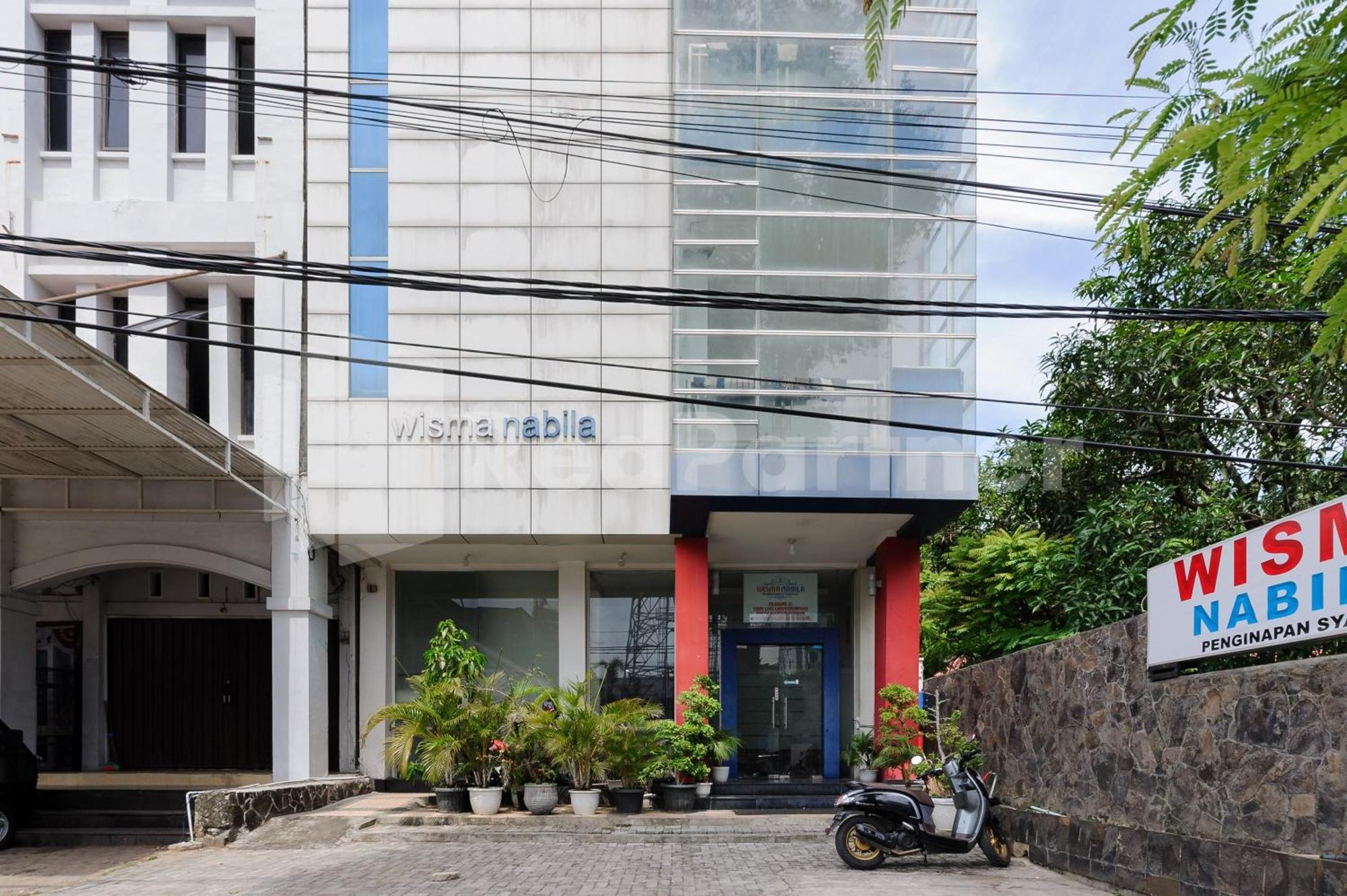 Reddoorz At Wisma Nabila Syariah Near Masjid Raya Baiturrahman בנדה אקה מראה חיצוני תמונה